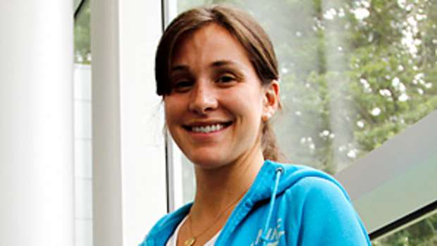 kara-goucher-story-ap.jpg